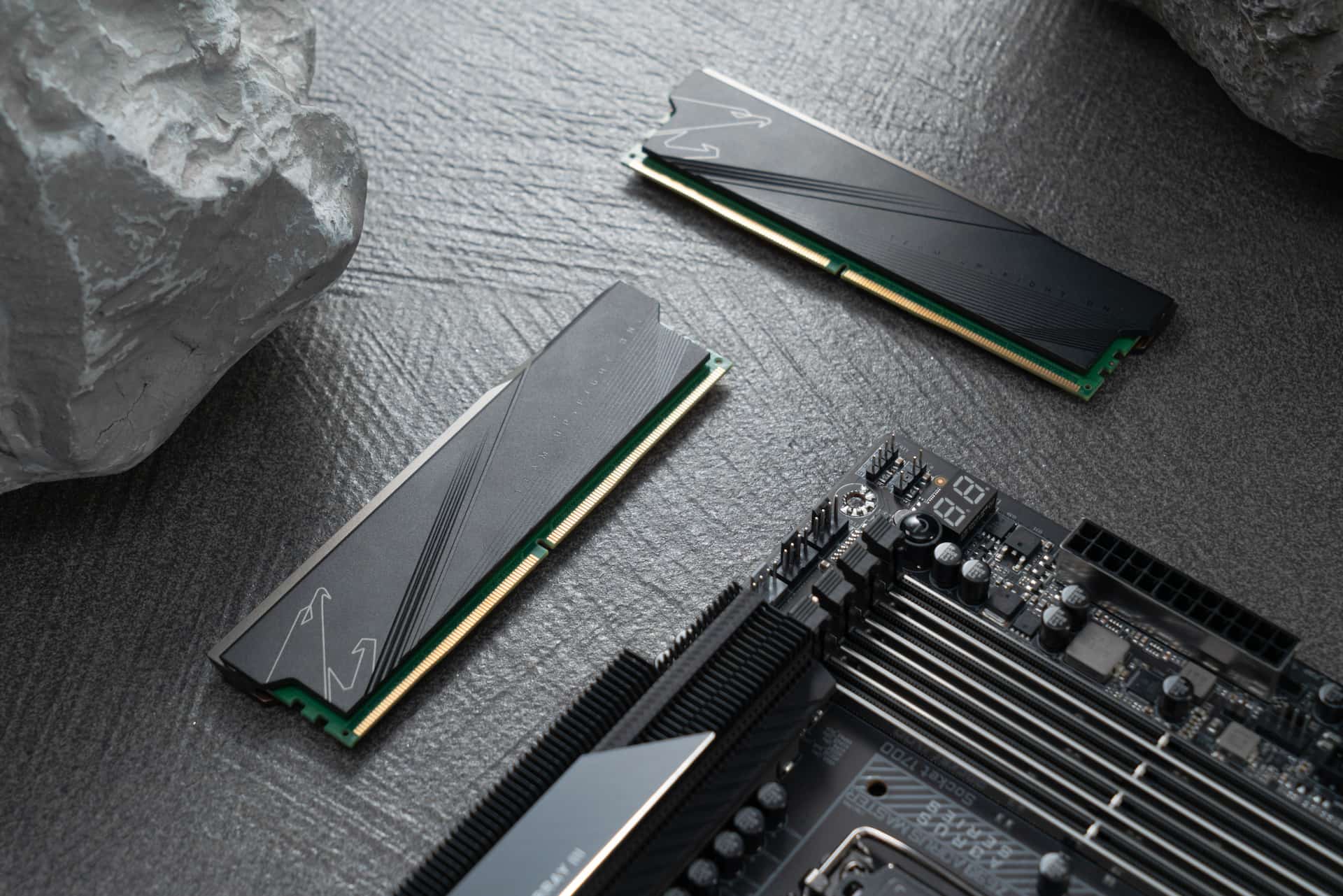 DDR5 and PCIe 5.0 - What Are They and What Does It | AORUS