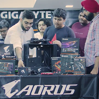 AORUS Gears