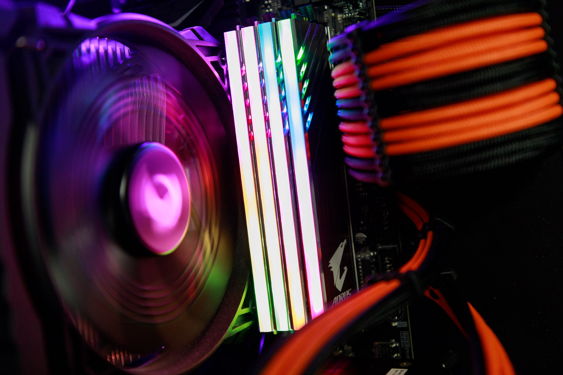 5個推薦技嘉AORUS RGB記憶體的理由