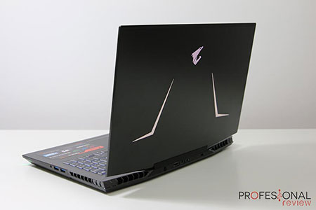 Gigabyte AORUS 15 W9 Review en Español